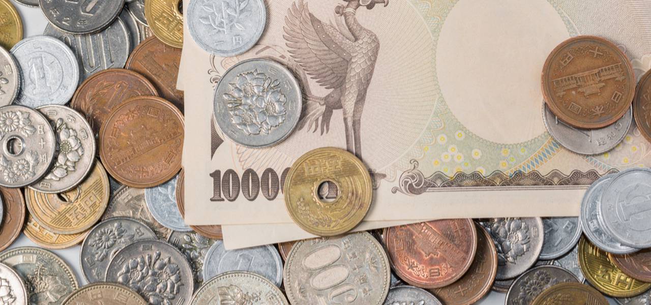 BOJ cắt giảm mua trái phiếu 5-10 năm lần đầu tiên kể từ tháng 12