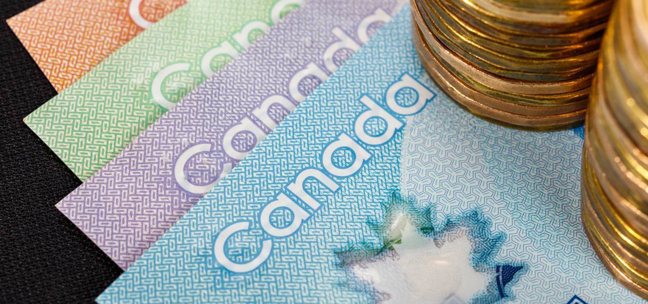 Đồng đô la Canada đang chờ dữ liệu việc làm
