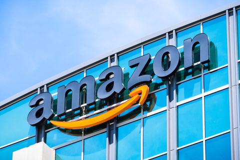 Phản Ứng của Giá Cổ Phiếu Amazon trước Đợt Chia Tách?