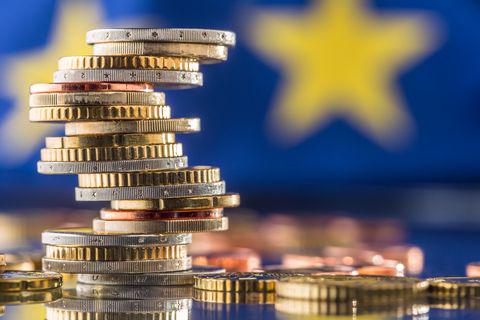 Kế hoạch giao dịch cặp ngoại tệ EURUSD ngày 23/05/2018