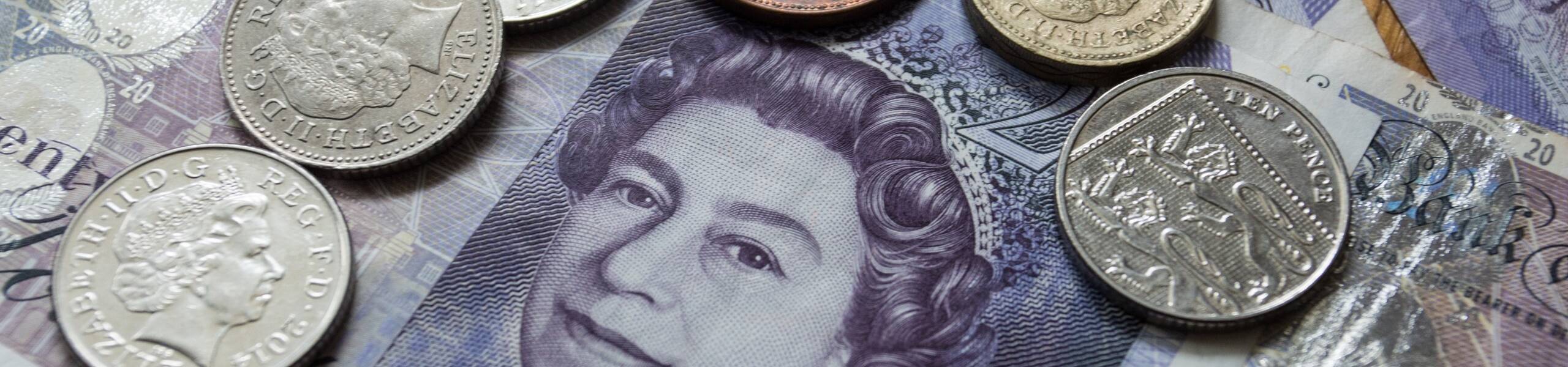 GBP/USD: pair declining since 'Double Top' formed
